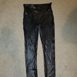 Spanx Faux Leather leggings